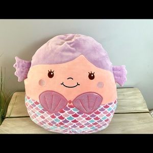 Mermaid squishamellow